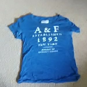 Abercrombie & Fitch large t-shirt